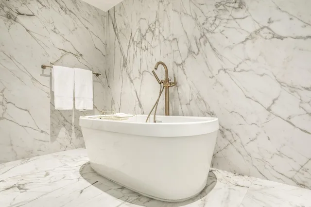 غرفة بسرير كينج، Bottleworks Hotel 3/5