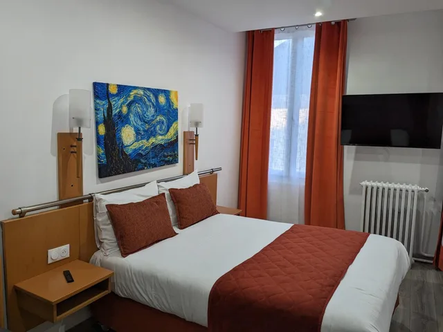 غرفة كلاسيكية رباعية، Morand Hotel 5/6
