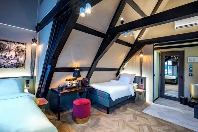 غرفة رباعية بسرير كوين وسريرين منفصلين، Mister Highland Hotel 2/2