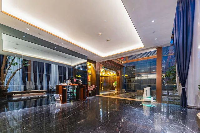Yitel (Chengdu Chutian Junlin)، تشنغدو 18/50