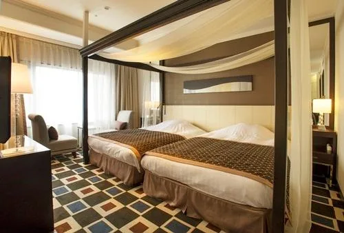 جناح كومفورت، Jr Hotel Clement Tokushima 1/1