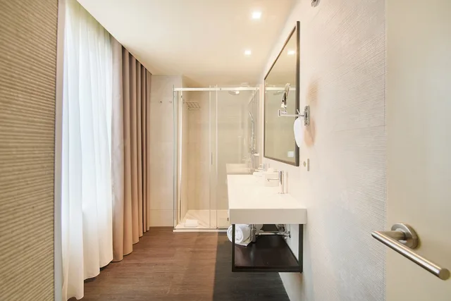 Superior, Double or Twin Bed, Hotel Moon and Sun Porto 6/8