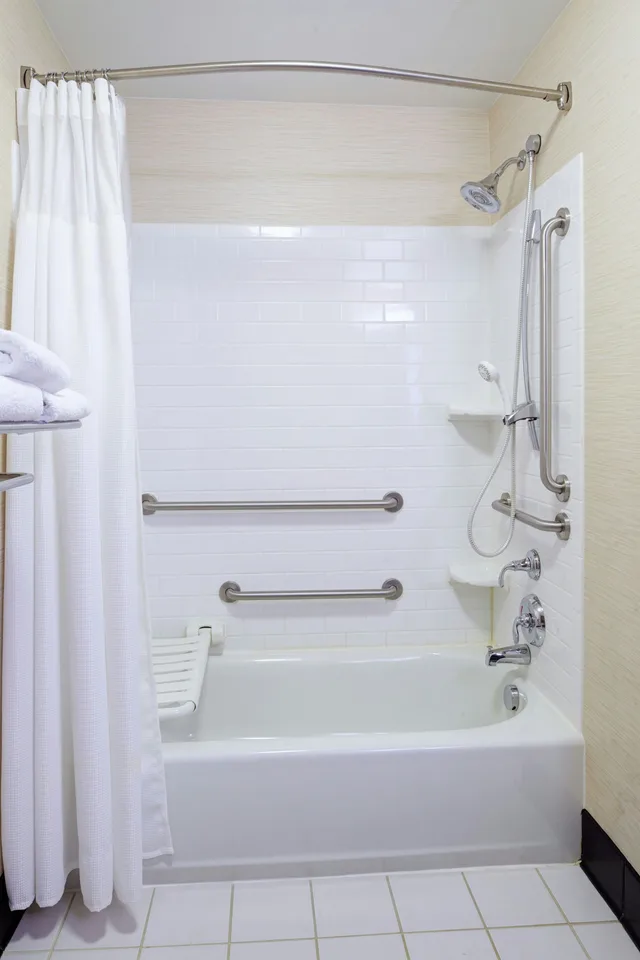 غرفة، Fairfield Inn Suites By Marriott New Buffalo 3/6