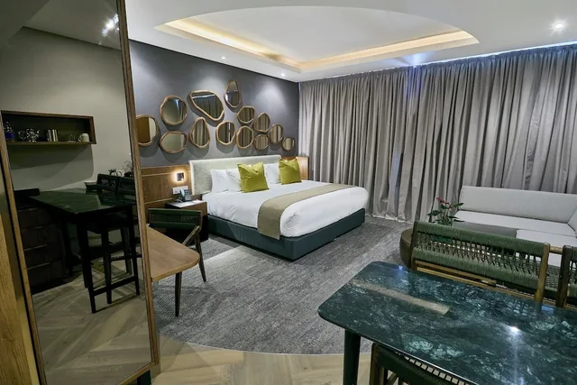 Deluxe, Double Bed, Cresta Jwaneng 5/10