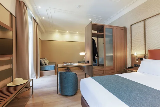 غرفة بريميوم بسرير كوين، Medinaceli Hotel 2/5