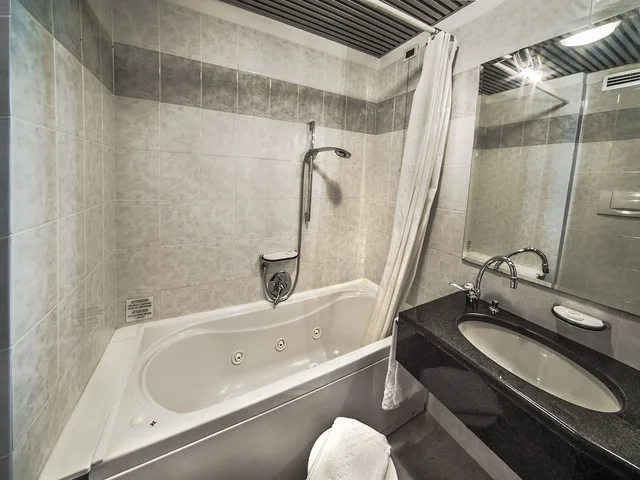 غرفة قياسية بسريرين منفصلين، Hotel Valdarno 1/1