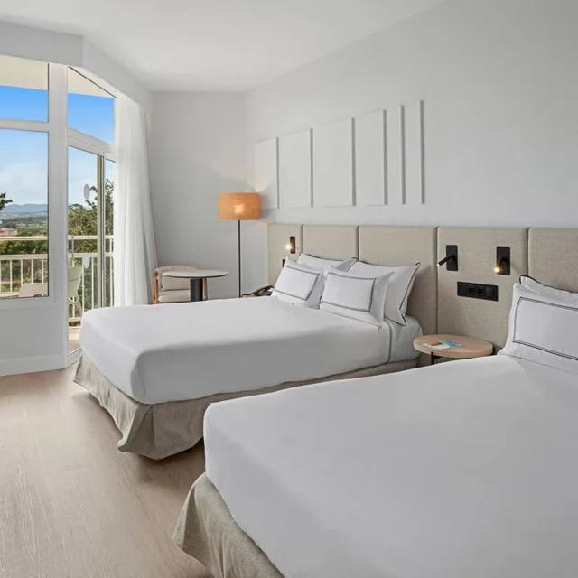 غرفة غراند بريميوم بسرير كينج، Melia Lloret De Mar 4/10