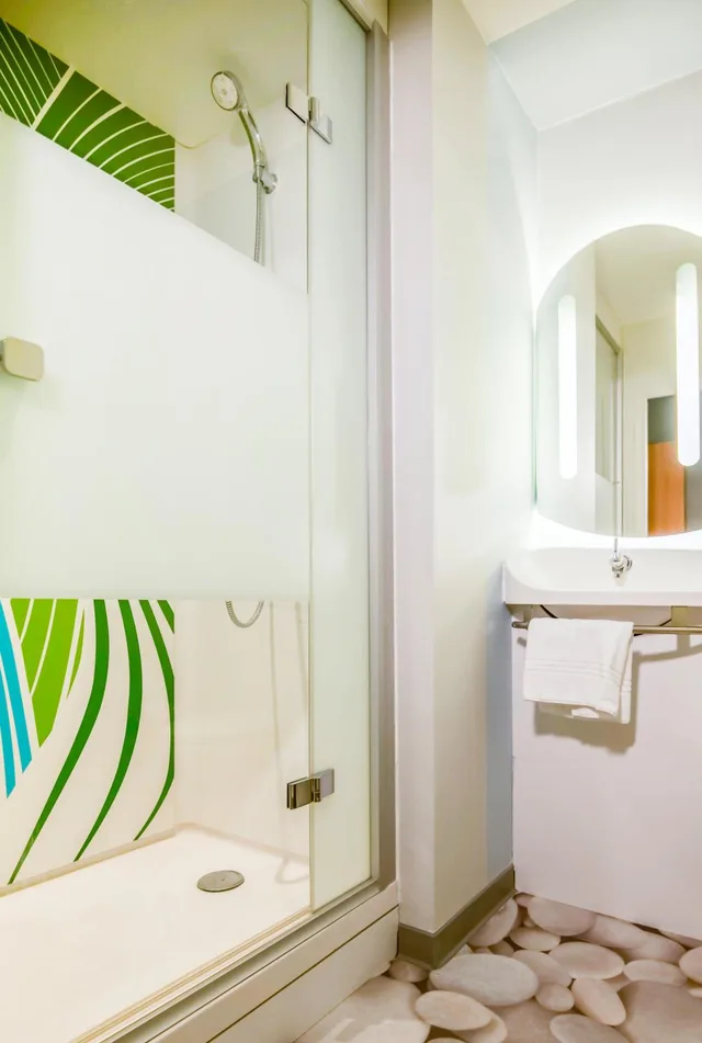 غرفة عائلية رباعية، Ibis Budget Saint Martin De Crau Porte De Camargue 5/6