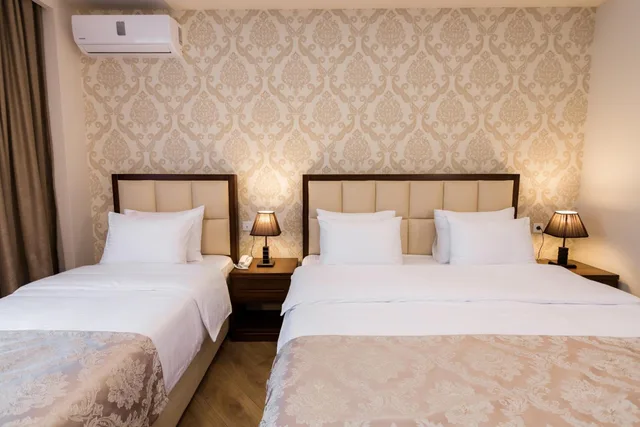 غرفة ثلاثية بشرفة، Orchid Boutique Hotel 4/7