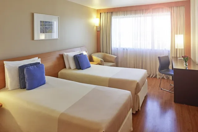 غرفة سوبيريور مفردة بسرير مزدوج، Novotel RJ Santos Dumont 1/2