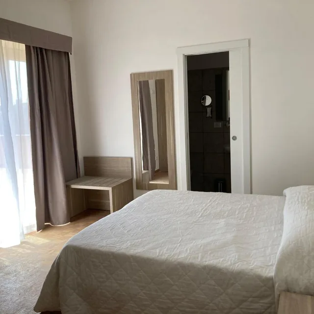 غرفة بسرير مزدوج أو سريرين منفصلين، Hotel Domus Aurelia 1/4