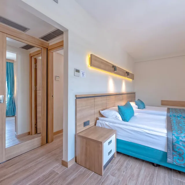 غرفة عائلية، Meryan Hotel 2/7