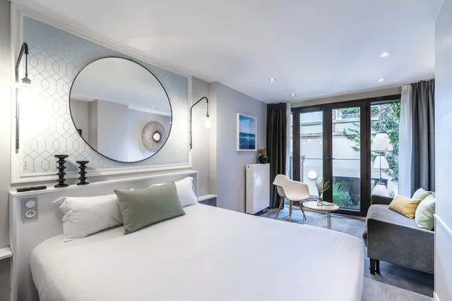 Junior Suite, King Bed, Sofa, Hotel Les 2 Villas 1/10