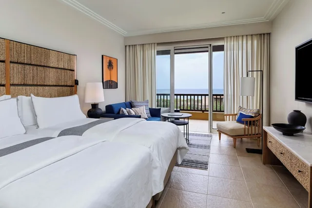 غرفة بريميوم بسريرين منفصلين بإطلالة على البحر بشرفة، The Westin Resort, Costa Navarino 2/9