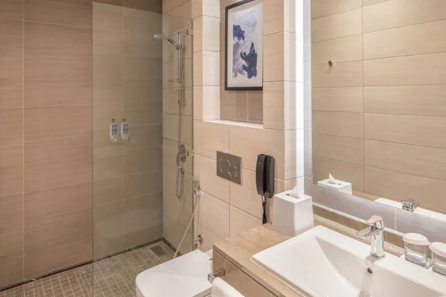 غرفة قياسية بسريرين منفصلين، فور بوينتس شيراتون كورنيش جدة(Four Points by Sheraton Jeddah Corniche) 5/7