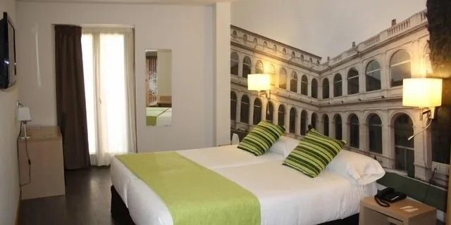 غرفة قياسية بسرير مزدوج بإطلالة على المدينة، ELE Enara Boutique Hotel 1/4