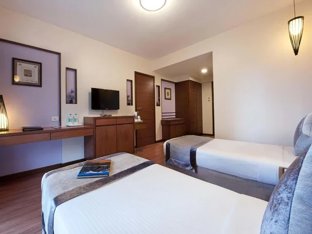 غرفة ديلوكس بسريرين منفصلين، Grand Residency Service Apartment 4/5