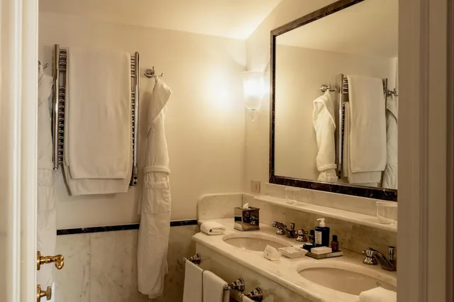 Superior, King Bed, Grand Hotel Timeo A Belmond Hotel Taormina 3/3