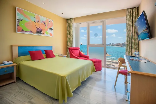 غرفة بثلاثة أسرّة بإطلالة على البحر، Hotel Servigroup Galua 3/10