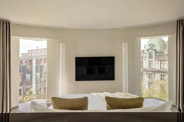 Beyond Me, Panoramic, Suite, City View، Me London Hotel 1/13