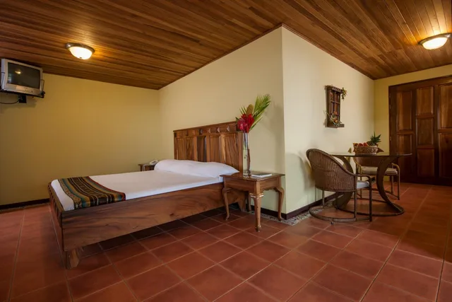 جناح عائلي مع أريكة، Arenal Lodge 1/3