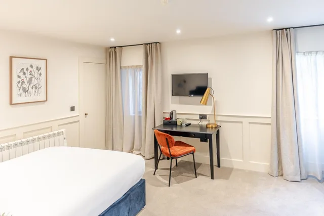 غرفة ديلوكس عائلية، Brooks Hotel Edinburgh 6/7