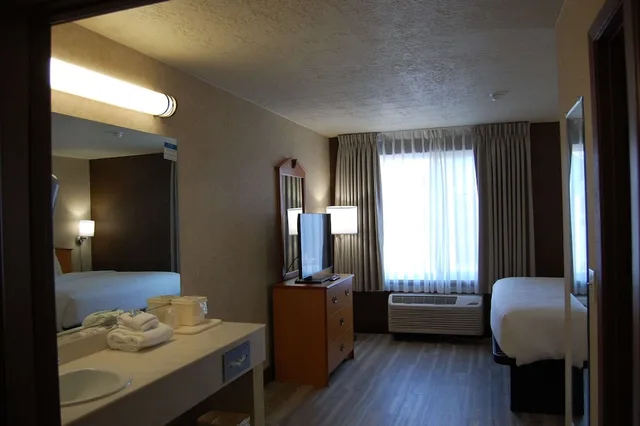 غرفة بسرير كينج، Quality Inn Homestead Park 4/7