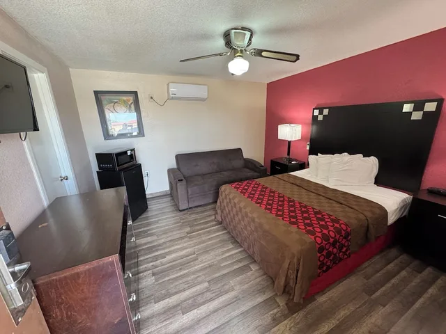 غرفة قياسية بسرير كوين، Western Motel 9/10