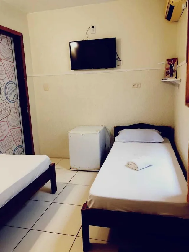 غرفة أساسية بسريرين منفصلين بحمام خاص، Geko Hostel & Pousada Paraty 4/7