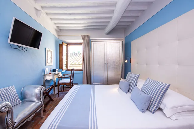 غرفة كلاسيكية بسرير مزدوج، PALAZZO DEL CAPITANO Wellness & Relais - Luxury Borgo Capitano Collection 2/7