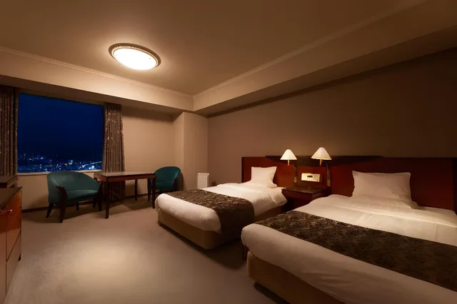 Semi Room, Standard, Twin Beds, 2 Semi Double Beds, with Extra Bed، Rihga Royal Hotel Hiroshima 1/3