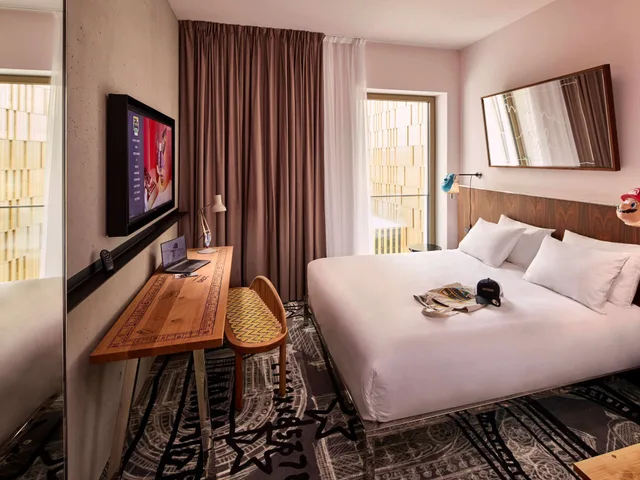 Mama, Medium, Twin Beds، Mama Shelter Luxembourg 3/7