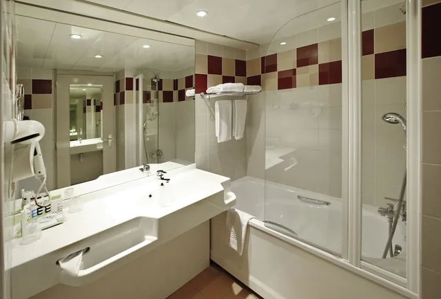 غرفة قياسية بسريرين منفصلين، Mercure Grenoble Centre Alpotel 8/10