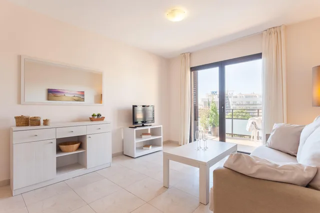2 Bedrooms, Apartment, Balcony or Terrace، Pierre & Vacances Salou 5/7