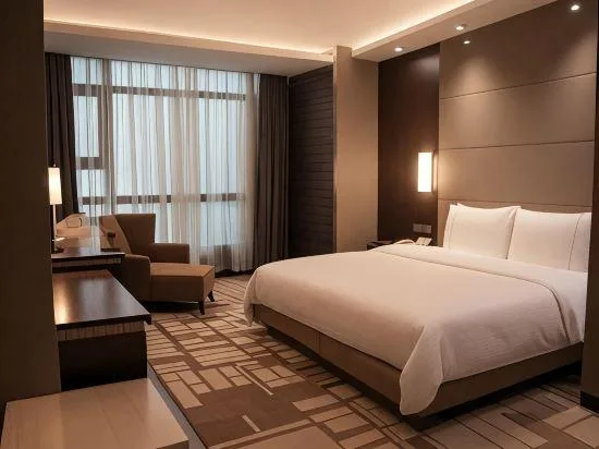 جناح شهر العسل بسرير كوين، Hengfeng Haiyue International Hotel 1/2
