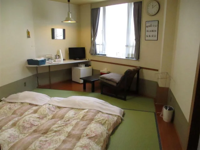 Room, Twin Beds, Main Building, Smoking, Yunokawa Onsen Hotel Kamomekan 1/1