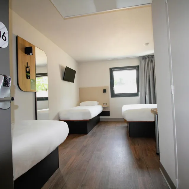 غرفة رباعية، B&B HOTEL Aix-les-Bains 5/10