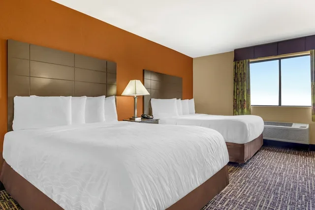 غرفة قياسية بسريرين كوين، Quality Inn & Suites Caseyville - St. Louis 7/10