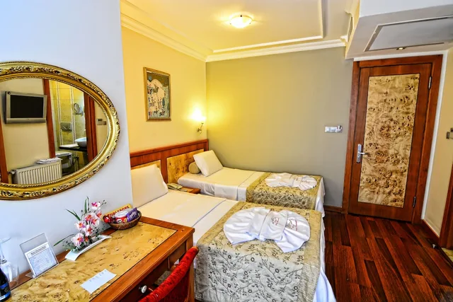 غرفة قياسية بسريرين منفصلين، Santa Ottoman Hotel 7/9