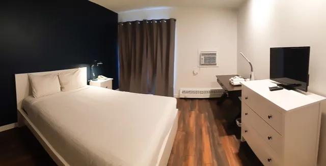 شقة سكنية قياسية بسريرين كوين بمطبخ صغير، Cloud 9 Inn 2/10