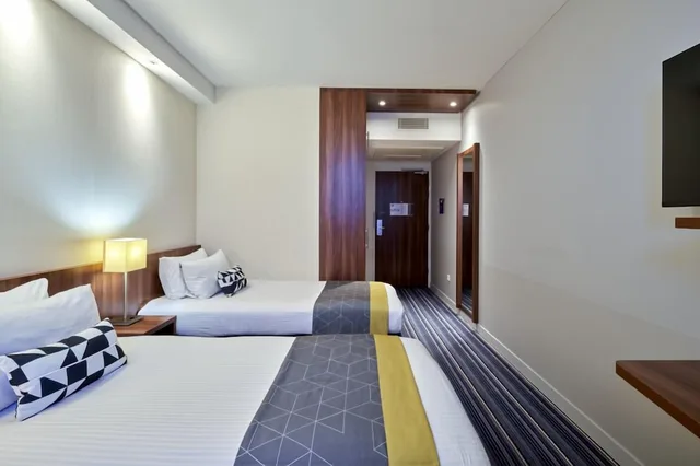 غرفة قياسية بسريرين منفصلين، Holiday Inn Express Strasbourg Centre 1/10
