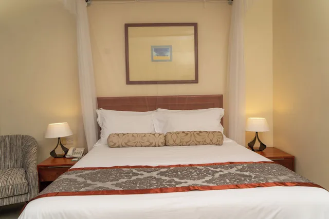 غرفة سوبيريور بسرير مزدوج، SUNBIRD MZUZU 2/6