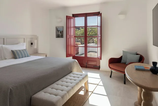 جناح بشرفة بغرفتي نوم بإطلالة، Vedema A Luxury Collection Resort Santorini 2/10