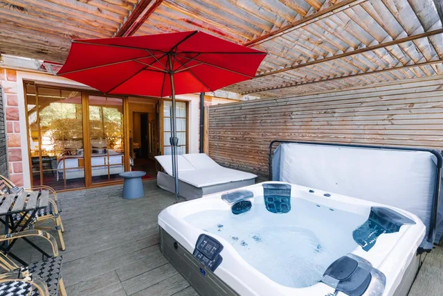 غرفة سوبيريور بجاكوزي، Les Violettes Hotel & SPA Alsace 5/5