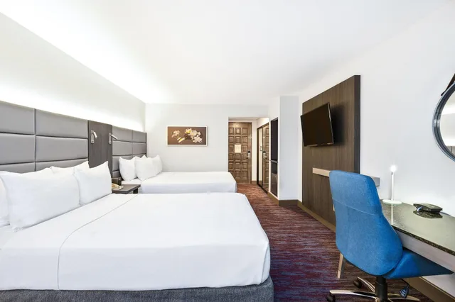 Standard, 2 Double Beds, Lounge Access, Club Floor، Crowne Plaza San Jose La Sabana by IHG 7/11