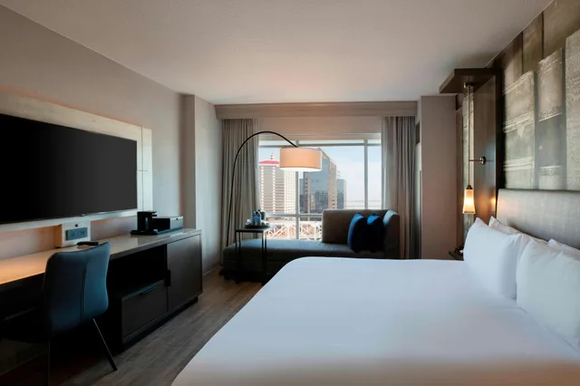 غرفة، Marriott Louisville Downtown 1/6