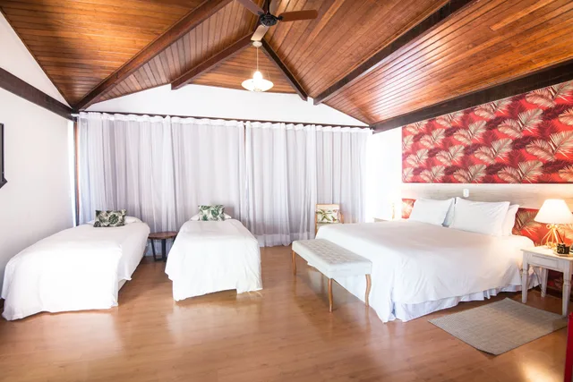 غرفة رباعية بسرير مزدوج وسريرين منفصلين، Ilha Branca Exclusive Hotel 2/10