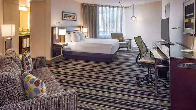 غرفة ركنية بسرير كينج، Hyatt Regency Indianapolis 1/1