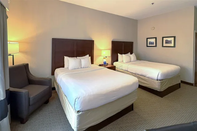غرفة بسريرين كوين، Comfort Inn & Suites Rogersville 6/10