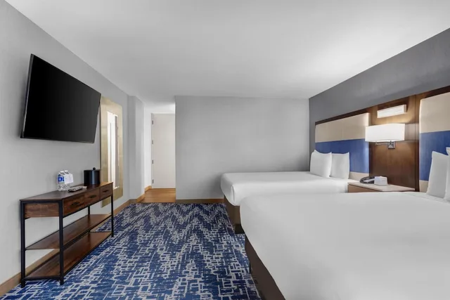 غرفة بسريرين كوين، Hyatt Regency DFW International Airport 6/10